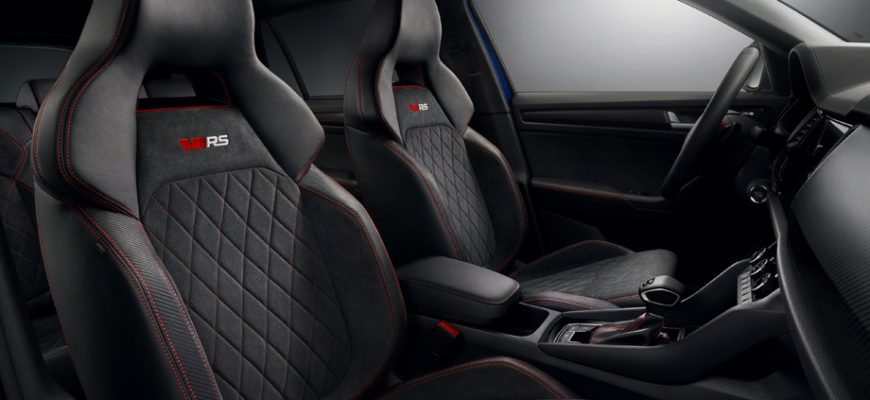 чехлы для Шкода Карок